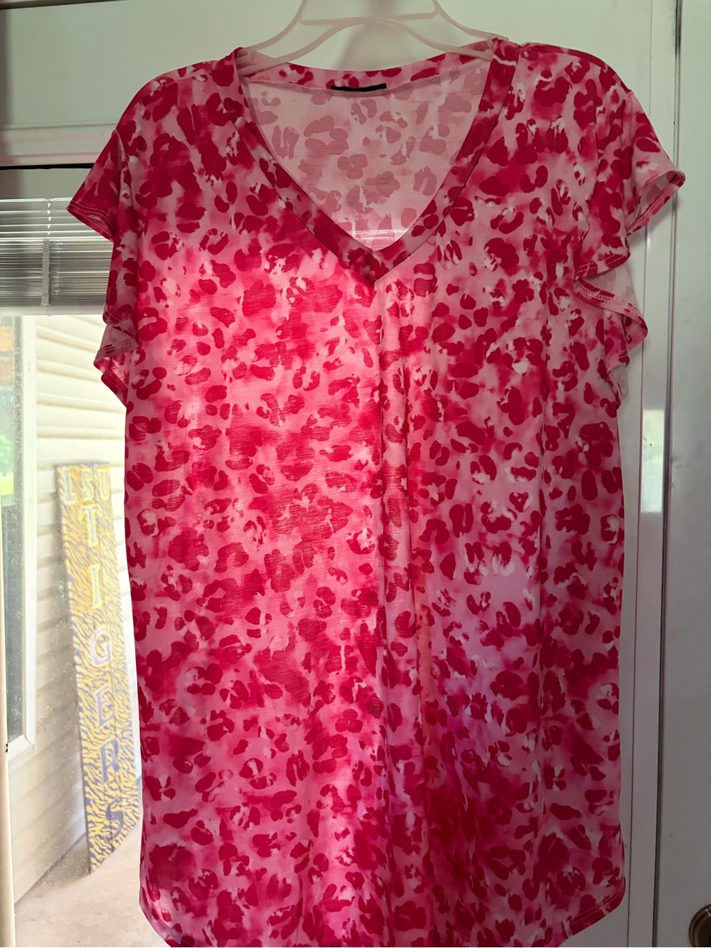 HEIMISH USA Pink Floral Print V-Neck Blouse